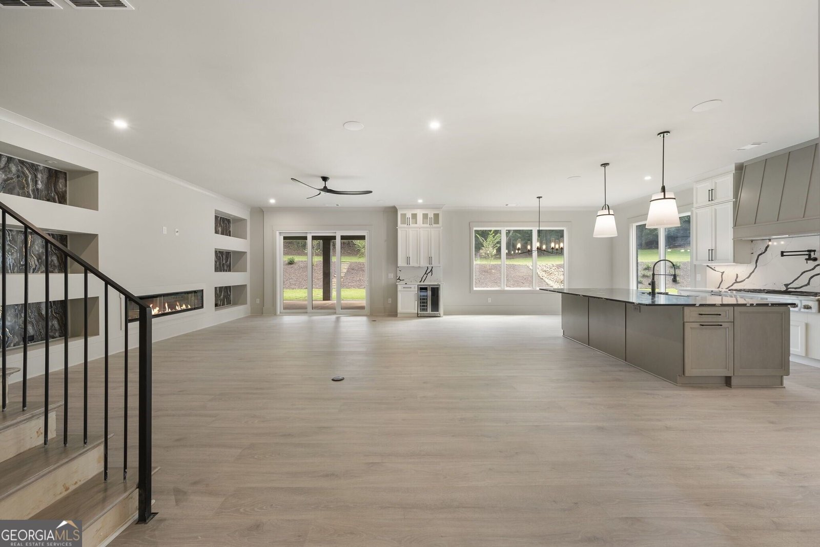 471 Thunder Road Buford - Photo 8