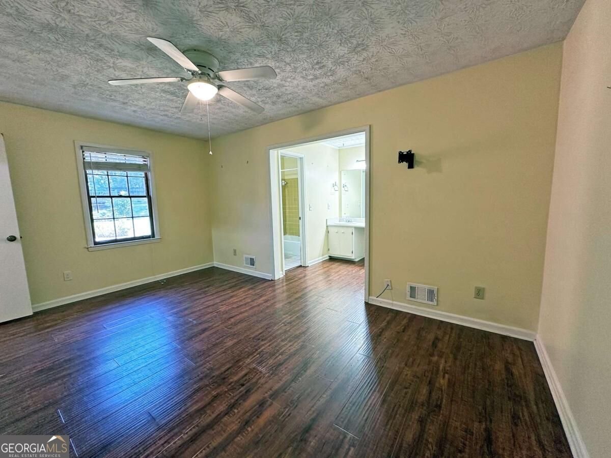 5377 Rockmoor Drive Stone Mountain - Photo 12