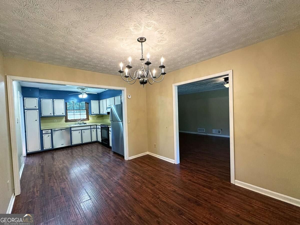 5377 Rockmoor Drive Stone Mountain - Photo 9
