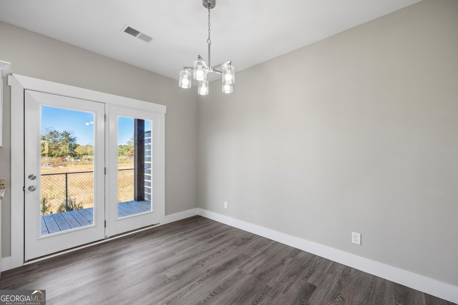 81 Maddox Lane Chatsworth - Photo 8