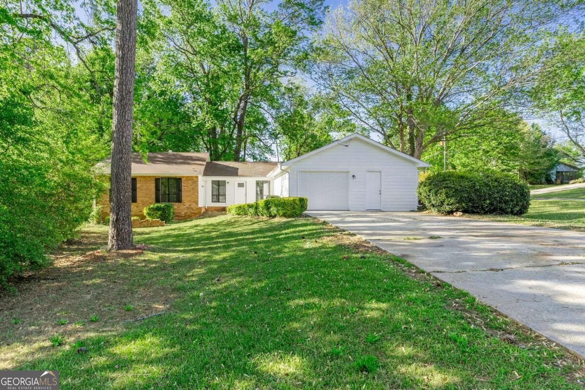 2254 Lisbon Lane Jonesboro - main photo