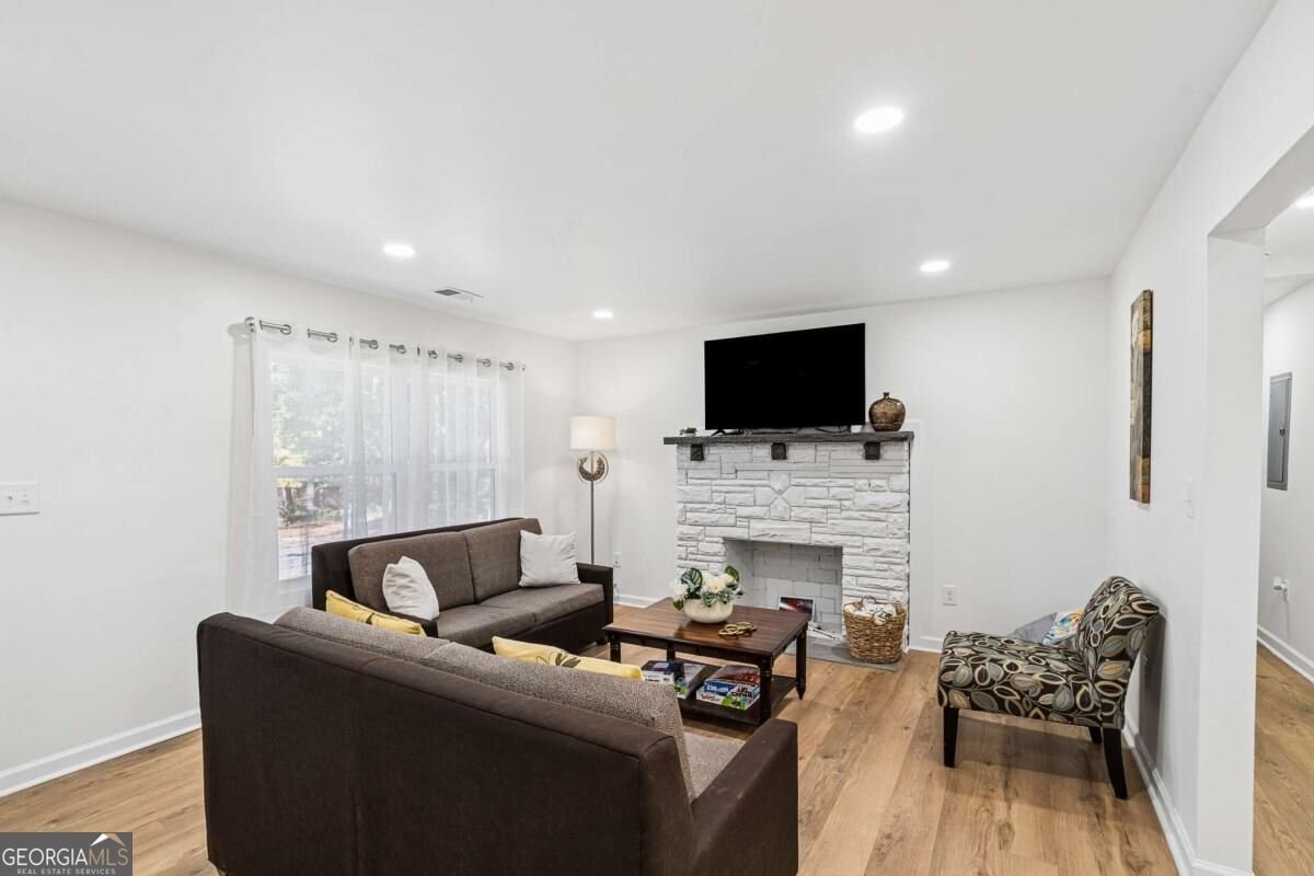 569 Yancey Drive Forest Park - Photo 7