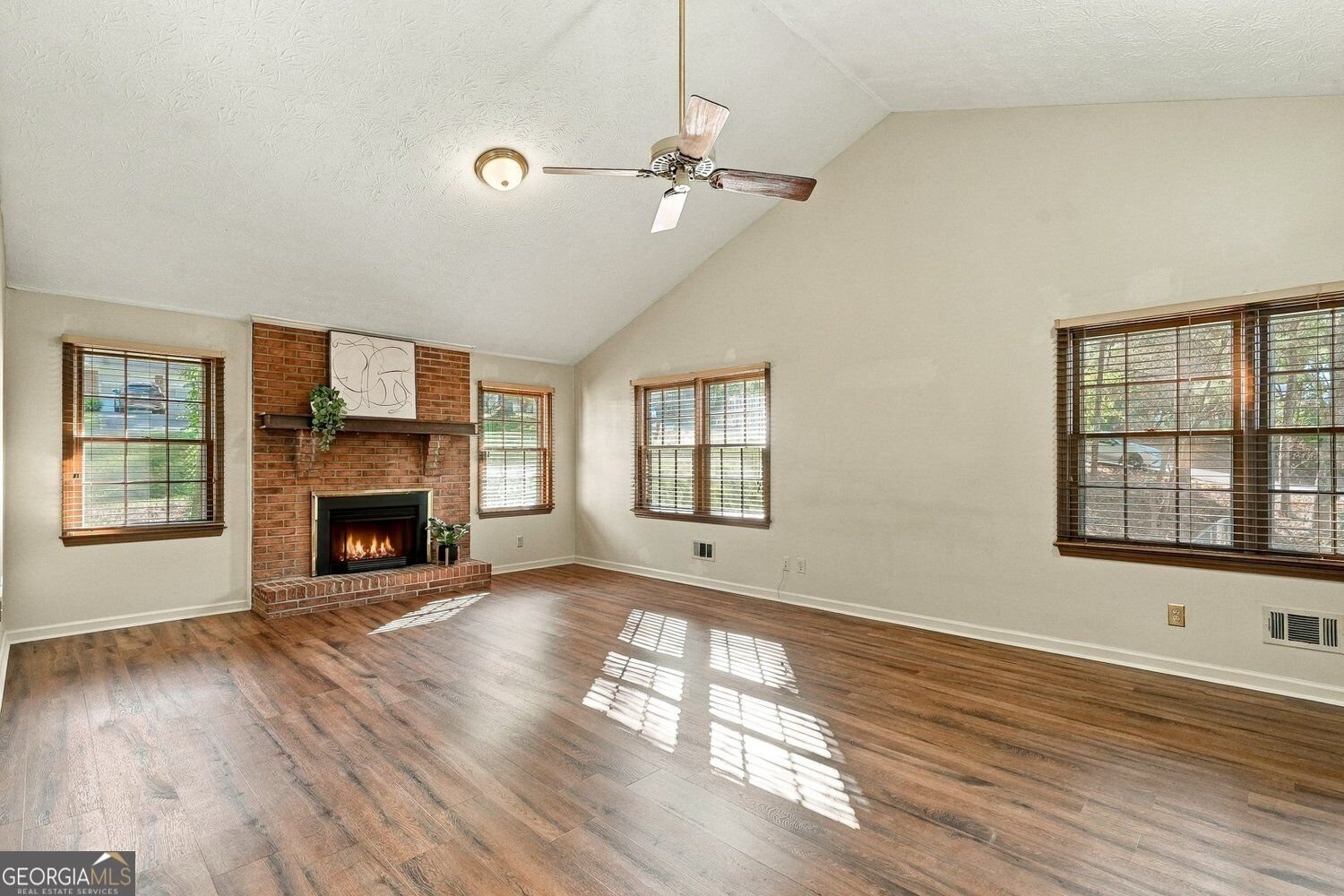 1750 Sundale Drive Lawrenceville - Photo 7