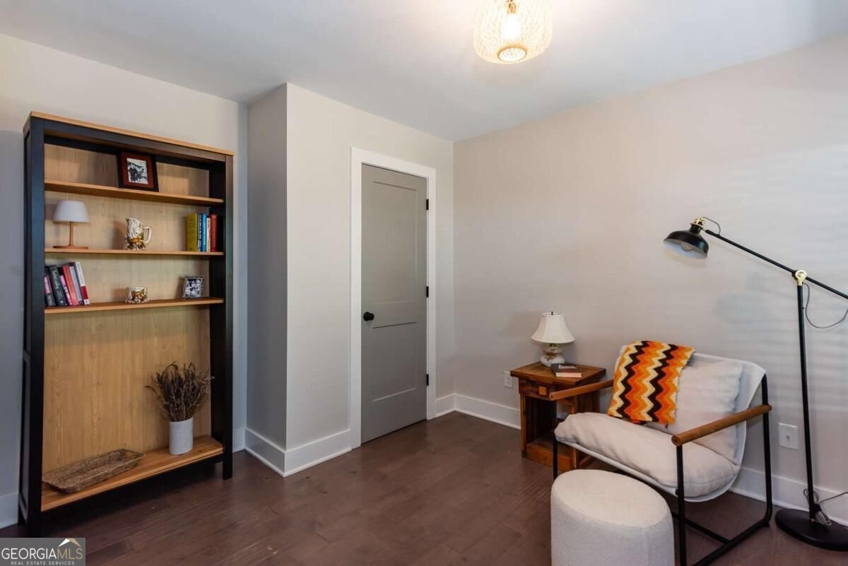 1197 Beechview Drive Atlanta - Photo 6