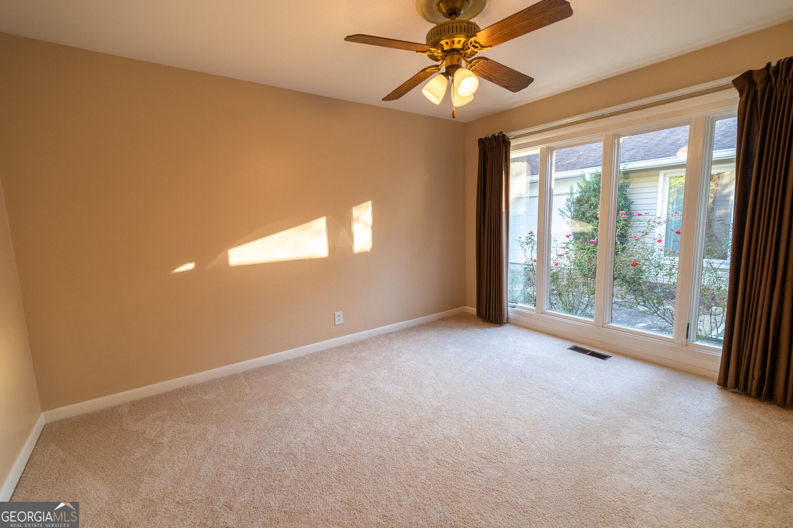 340 River North Boulevard Macon - Photo 17