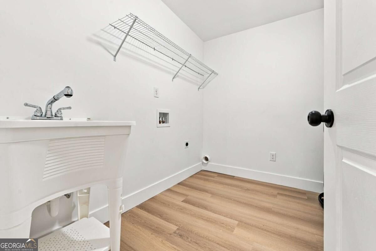 1547 Blanche Court Marietta - Photo 11