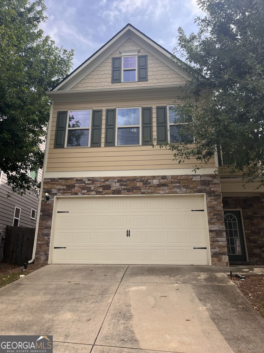 425 Village View Woodstock - main photo