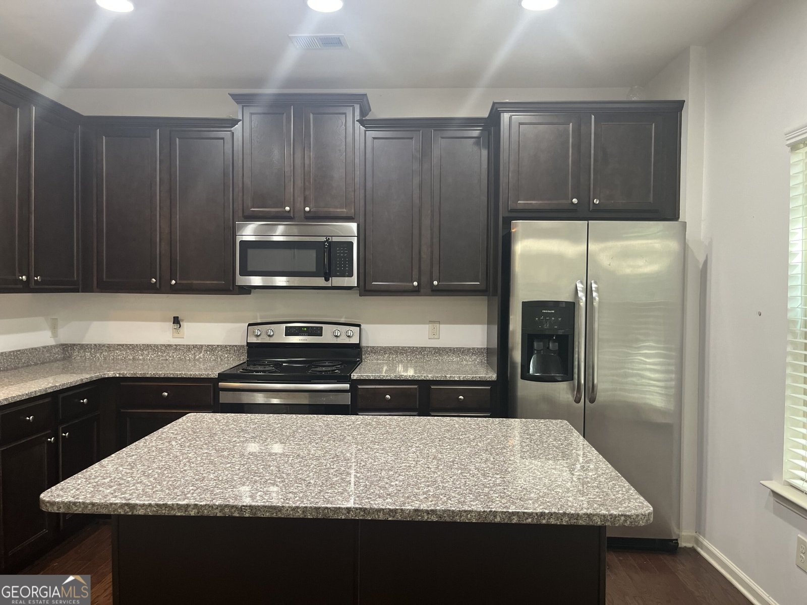425 Village View Woodstock - Photo 17