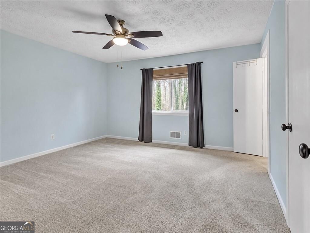 611 Navarre Drive Stone Mountain - Photo 12