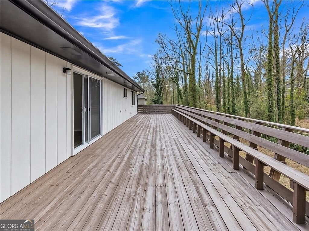 611 Navarre Drive Stone Mountain - Photo 17