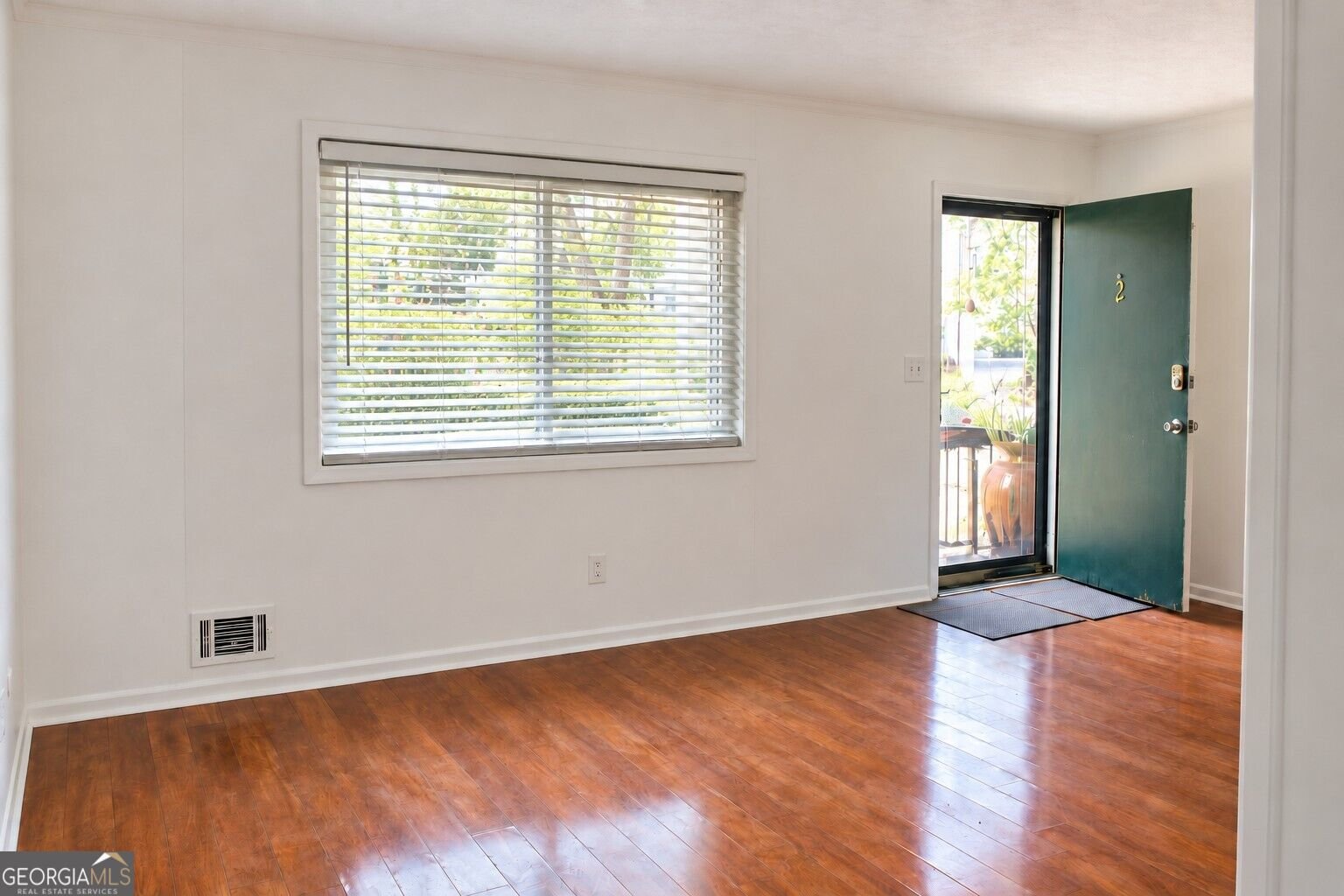 2412 Peachwood Circle Atlanta - Photo 6