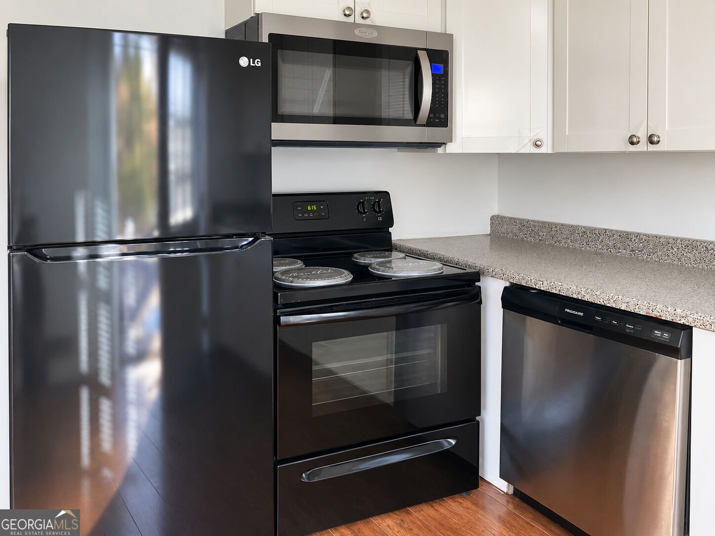 2412 Peachwood Circle Atlanta - Photo 9