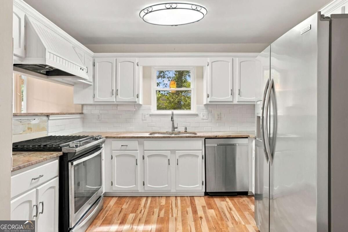 5004 Brandlwood Court Lilburn - Photo 12