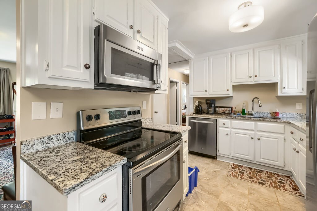 839 Verdi Way Clarkston - Photo 13