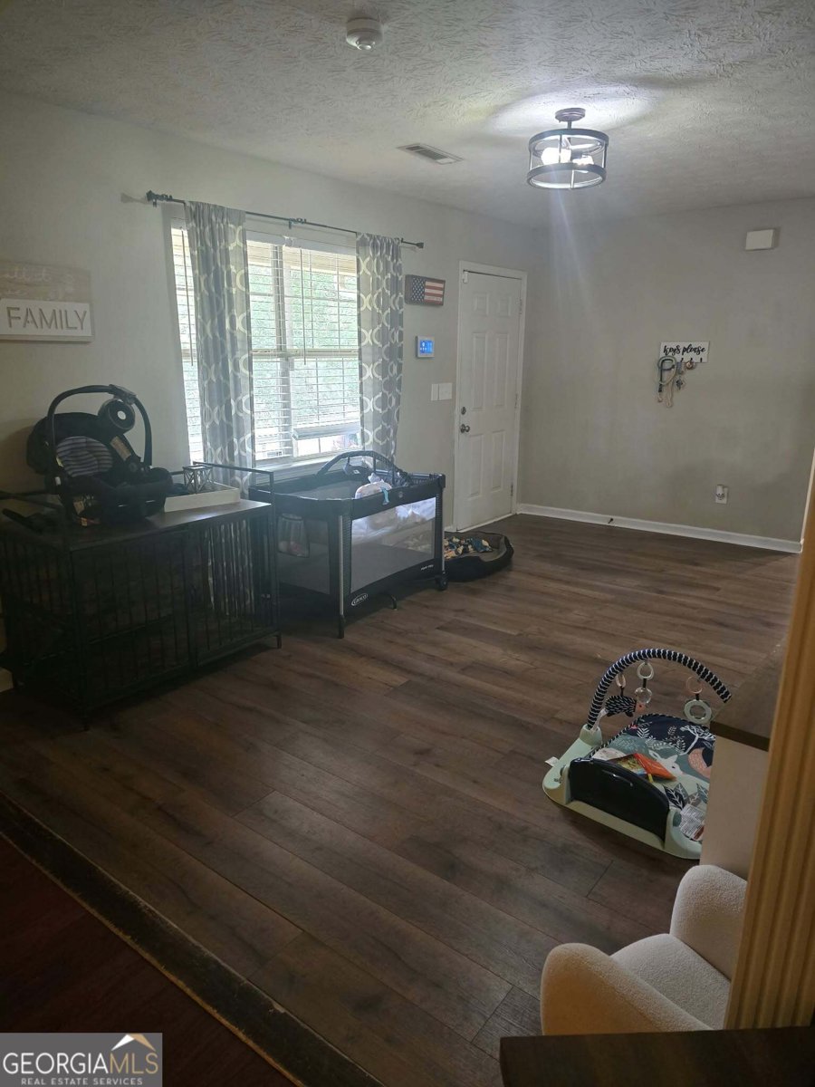 70 Arnold Road Hampton - Photo 8