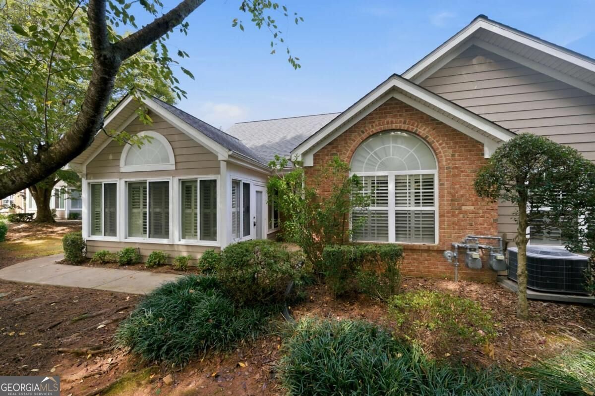 2235 Orchard Place Roswell - main photo