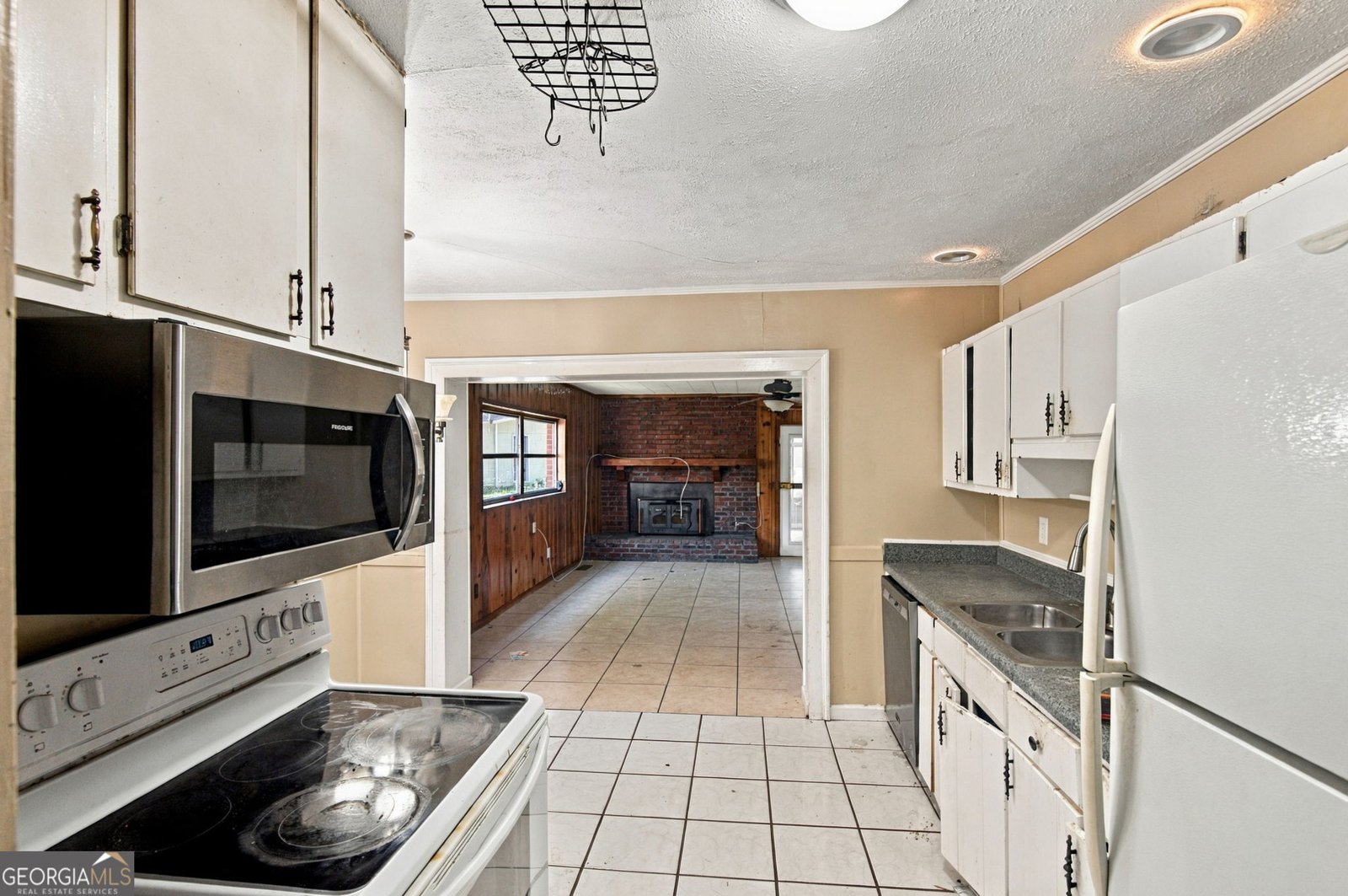 620 Gordon Circle Hapeville - Photo 9