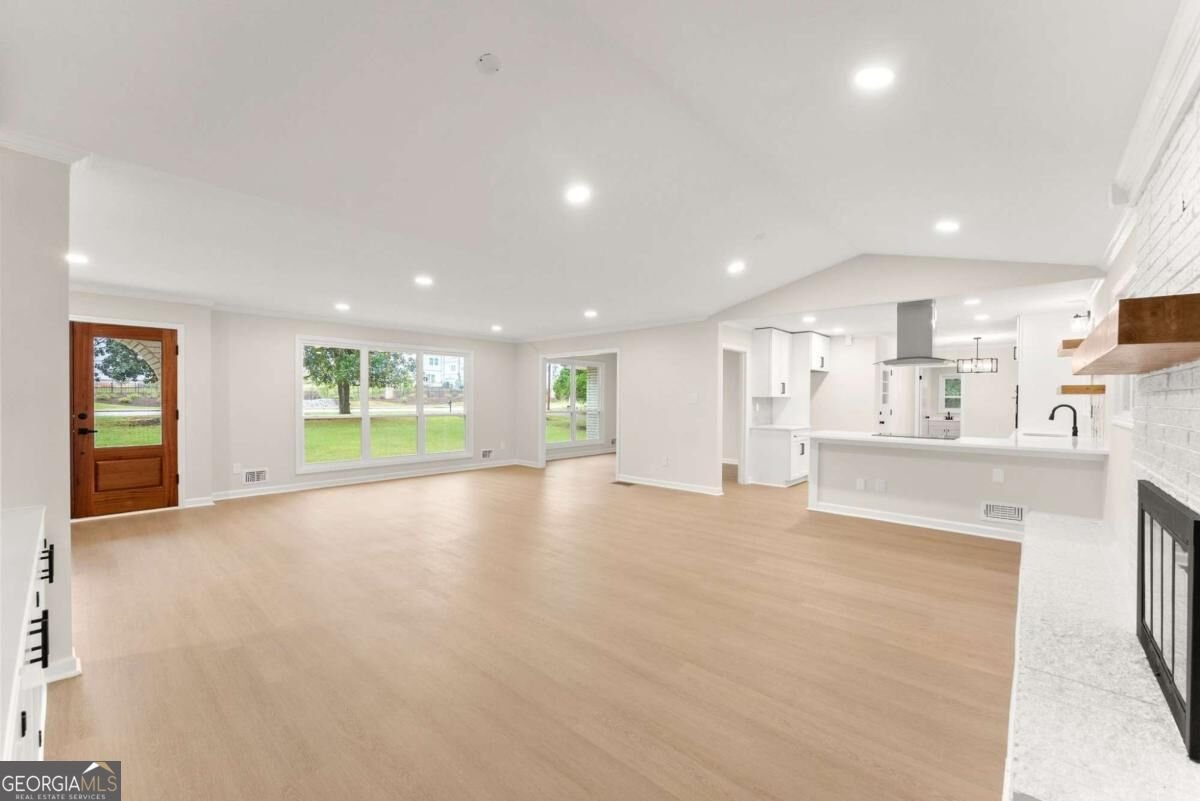 758 Springlake Road Lawrenceville - Photo 11