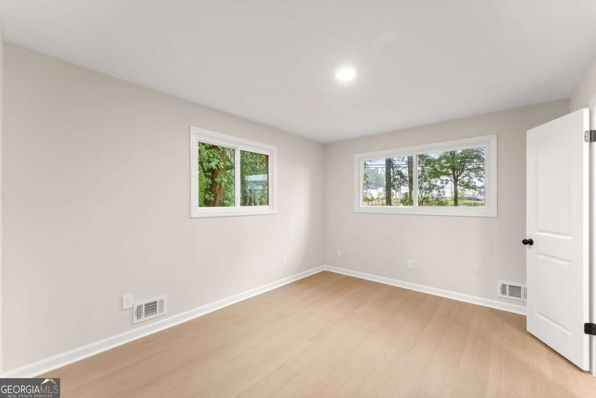 758 Springlake Road Lawrenceville - Photo 32