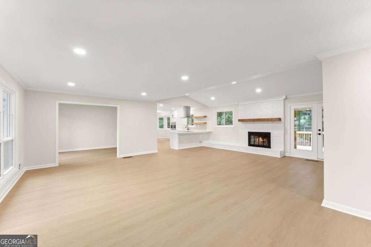 758 Springlake Road Lawrenceville - Photo 8