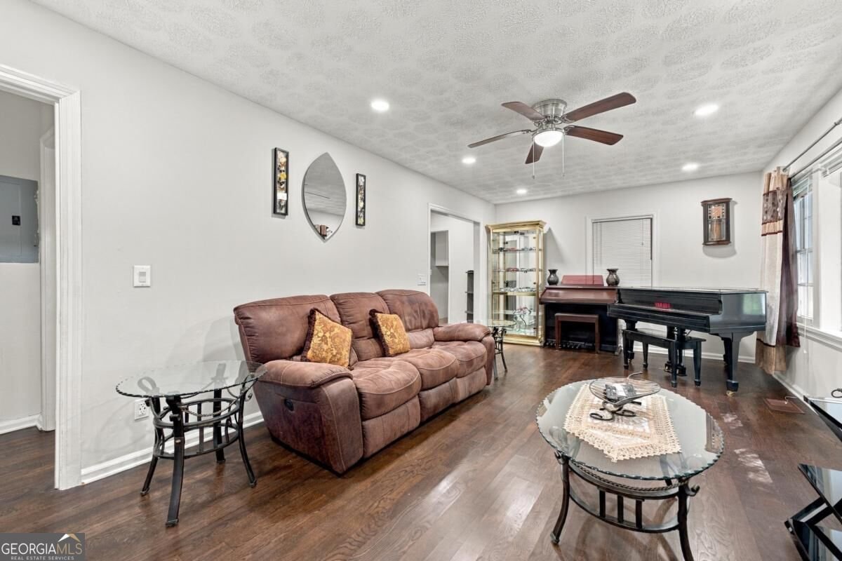 169 Herbert Drive Marietta - Photo 6