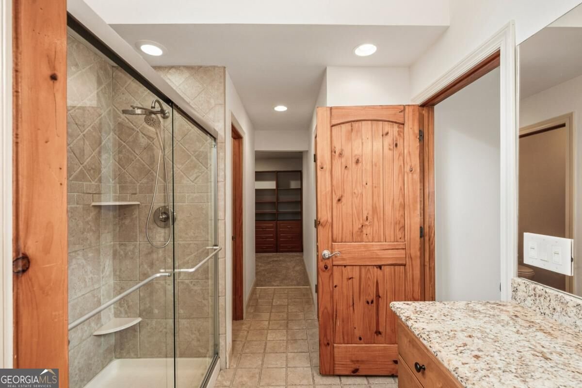 6090 Shadburn Ferry Road Buford - Photo 19