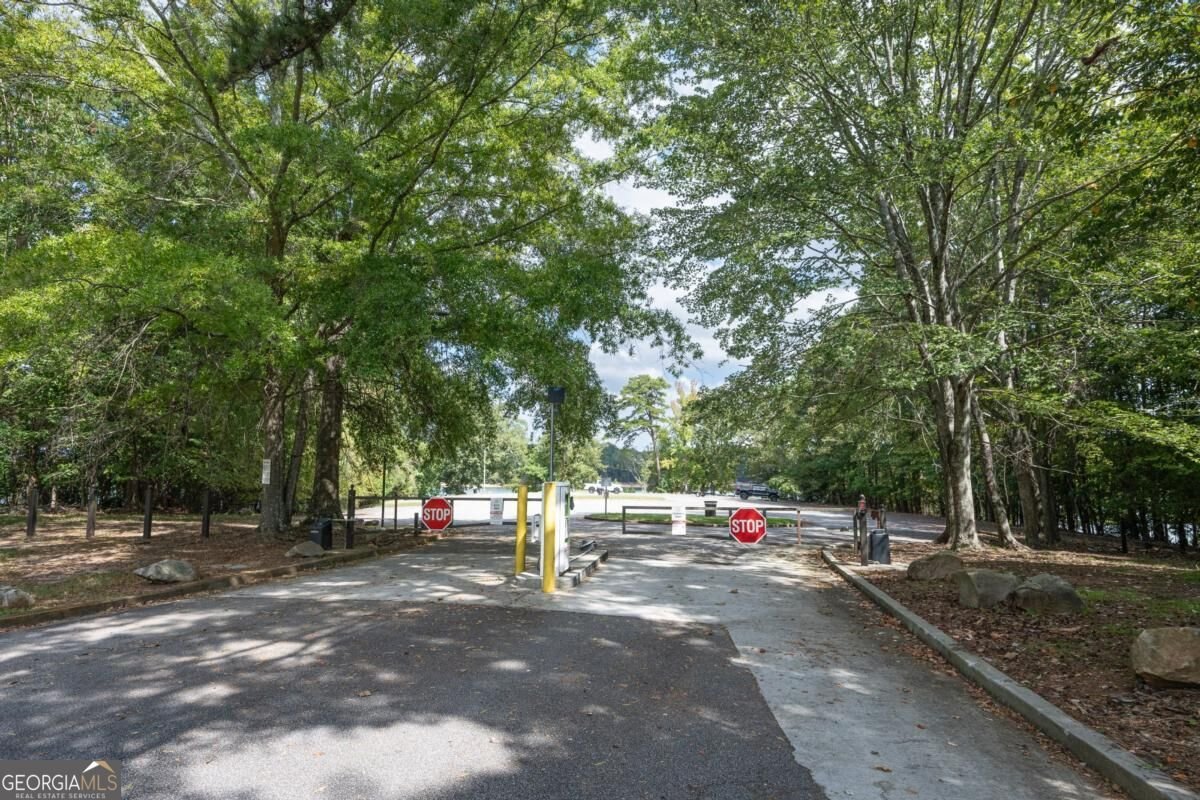 6090 Shadburn Ferry Road Buford - Photo 34