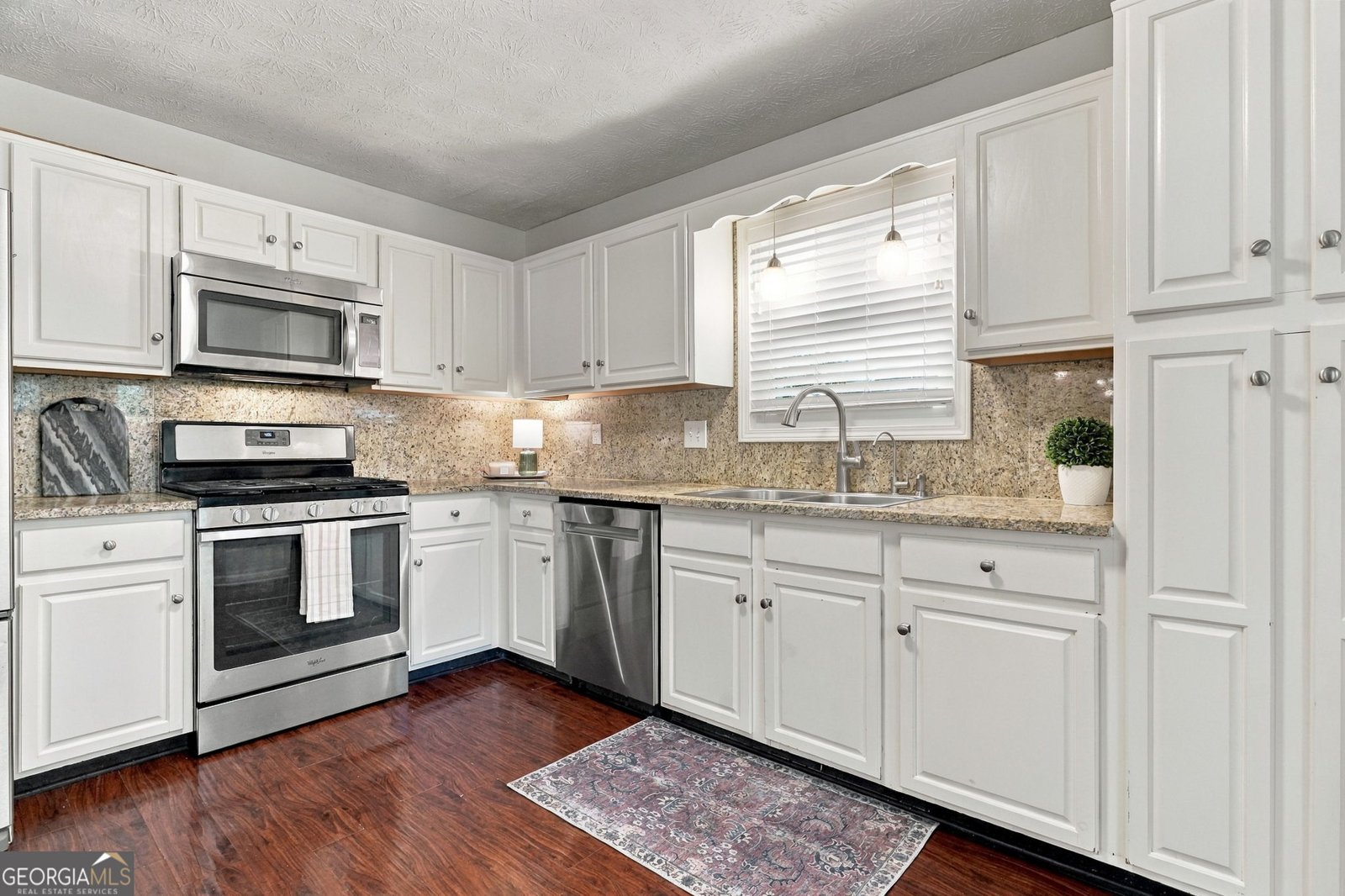 1122 Mountain Springs Drive Kennesaw - Photo 12