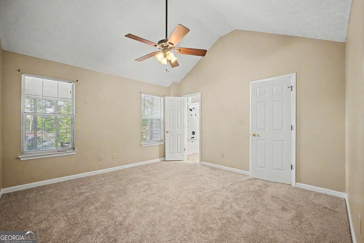204 Spring Circle Stockbridge - Photo 11