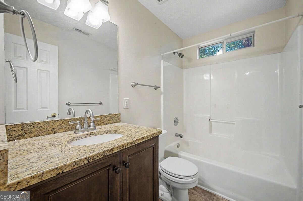 204 Spring Circle Stockbridge - Photo 16