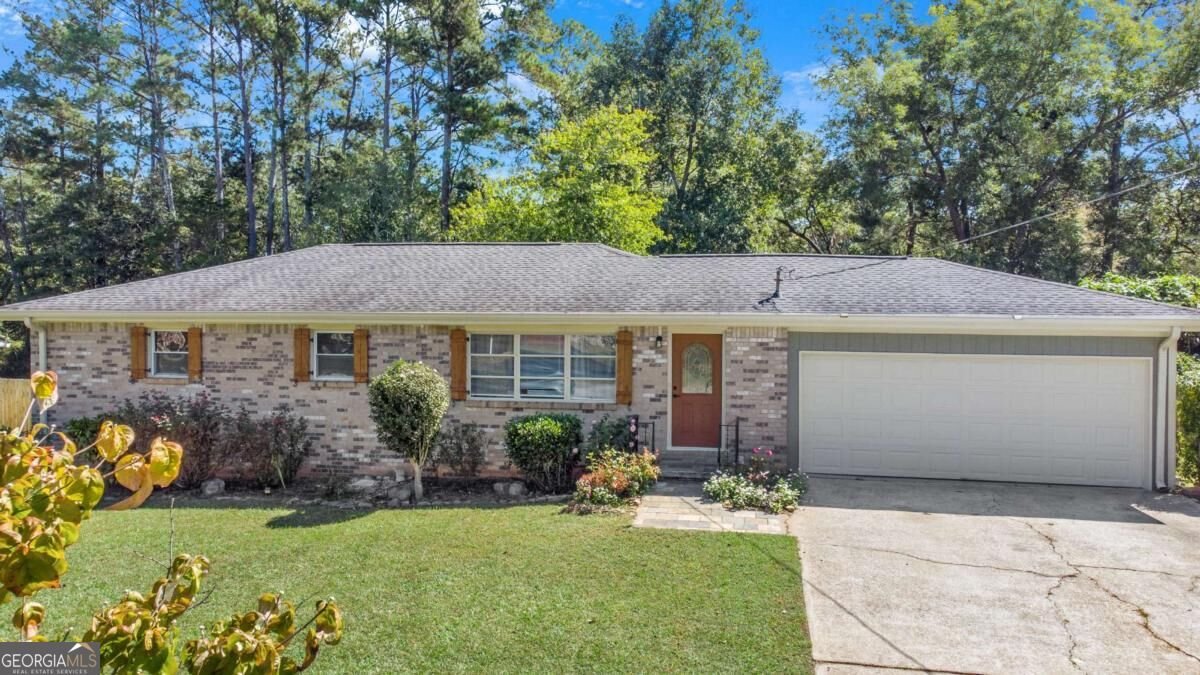 2741 Elkhart Circle Marietta - main photo