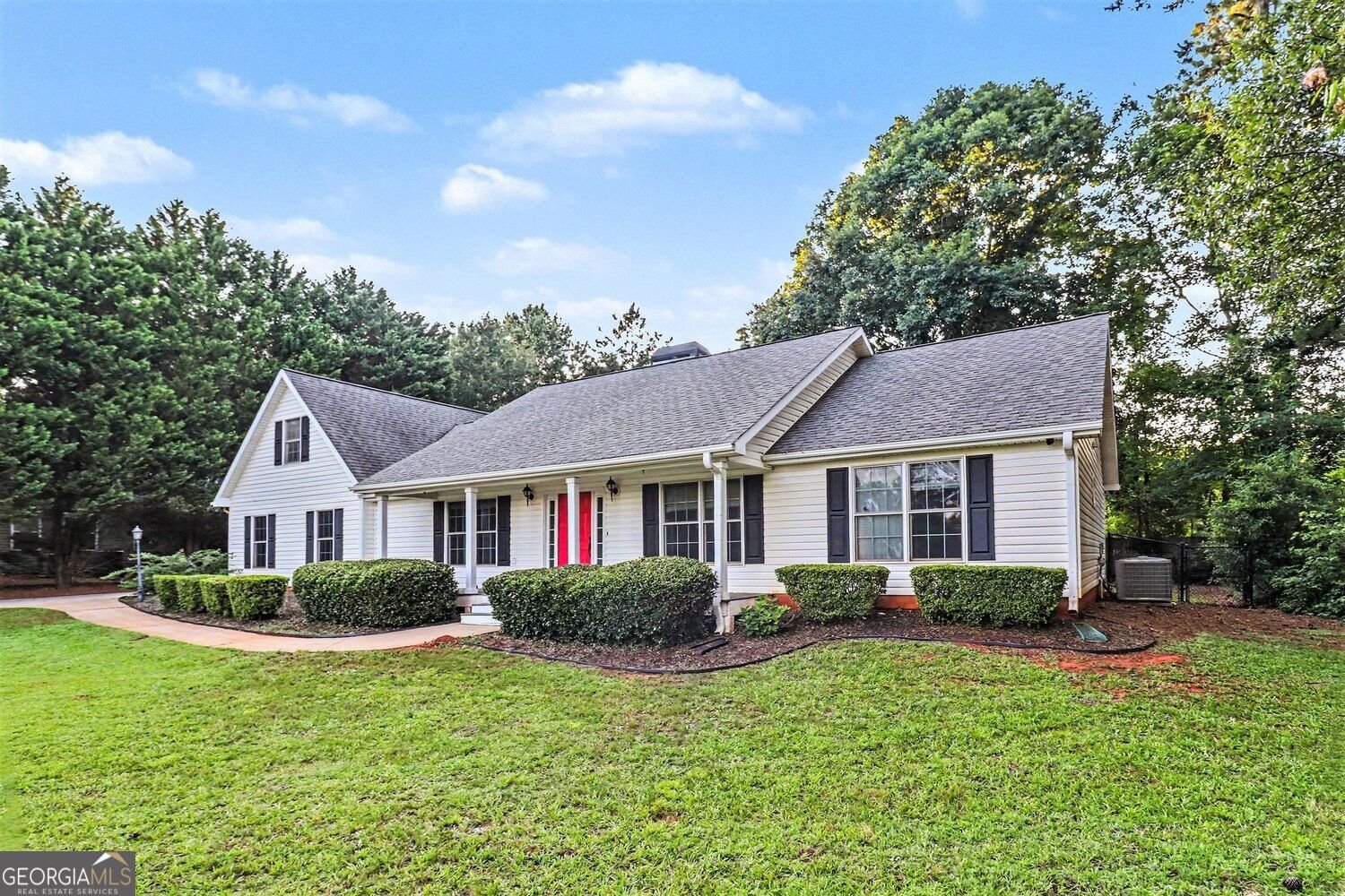 84 Hidden Lakes Court Newnan - Photo 10
