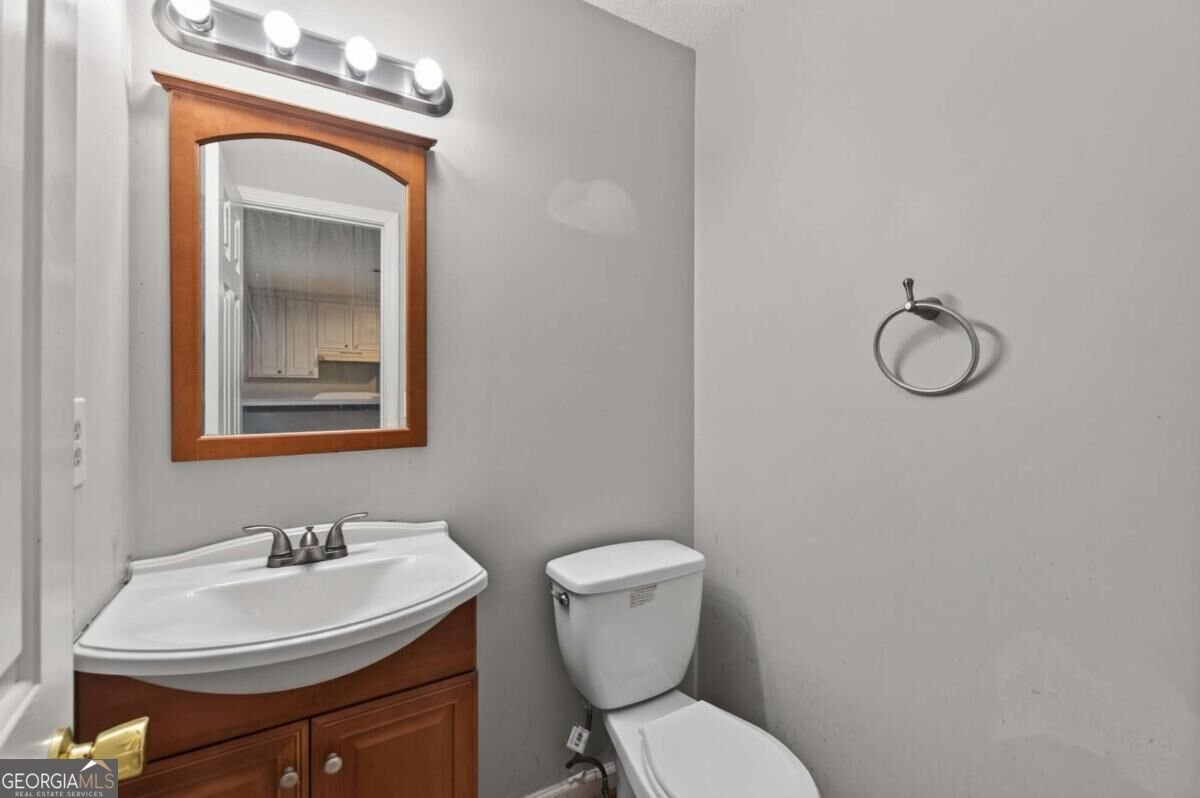 807 Tramore Drive Stockbridge - Photo 10