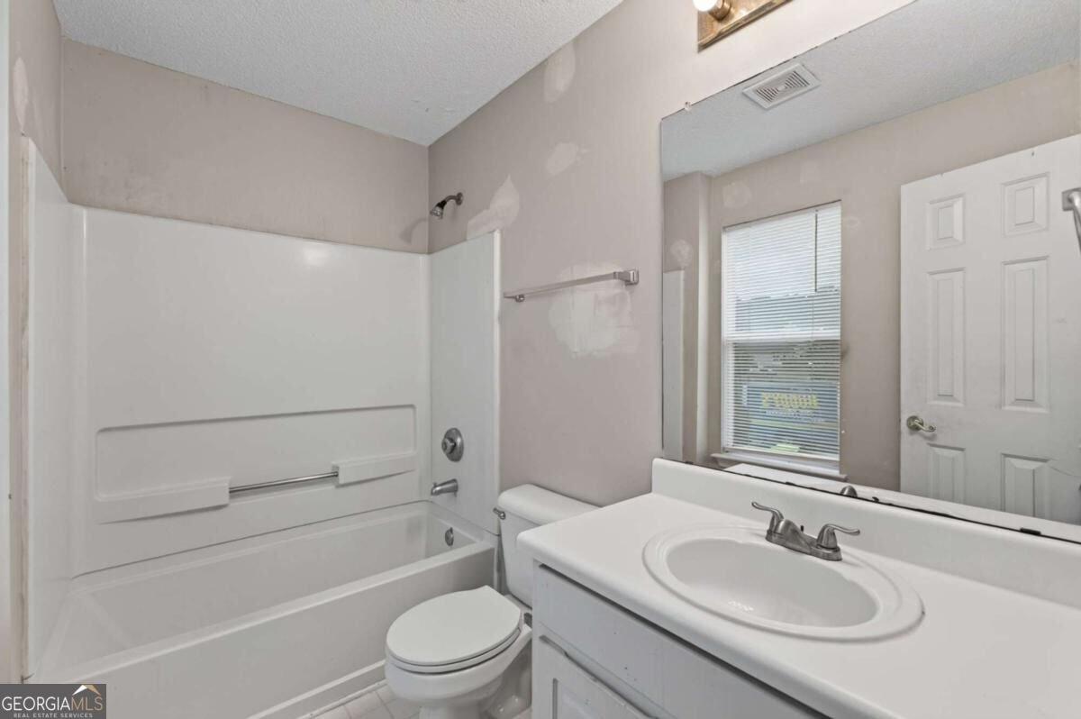 807 Tramore Drive Stockbridge - Photo 14