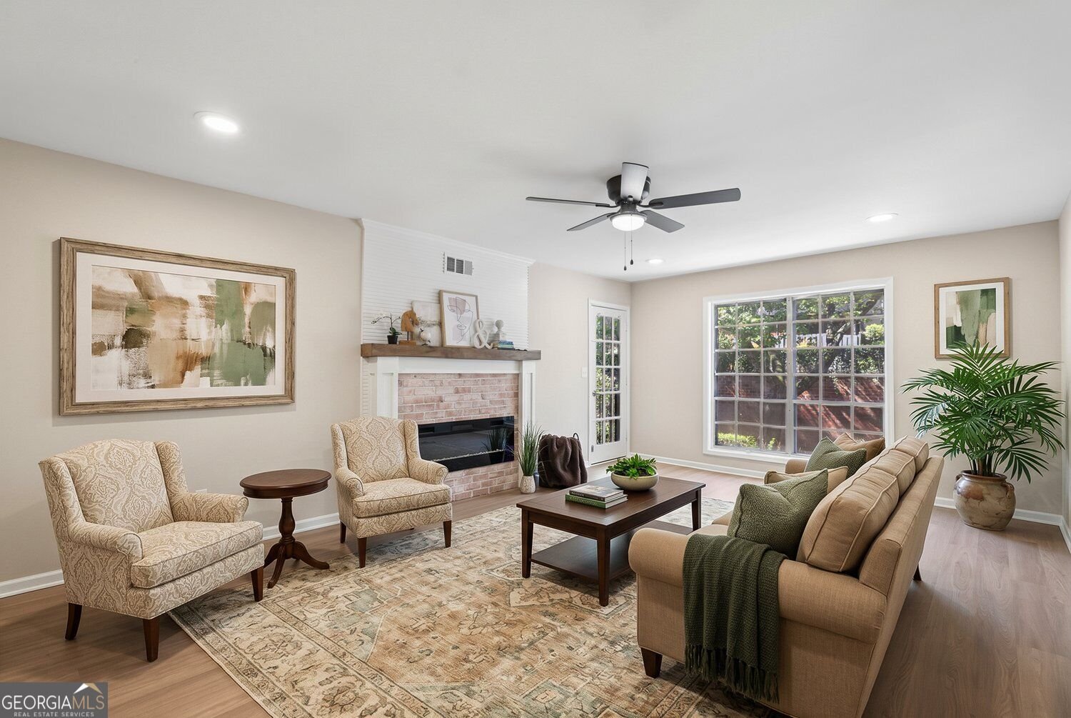 6851 Roswell Road Sandy Springs - main photo