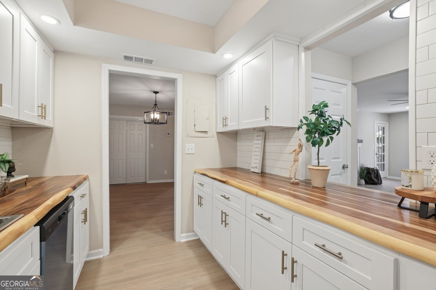 6851 Roswell Road Sandy Springs - Photo 23
