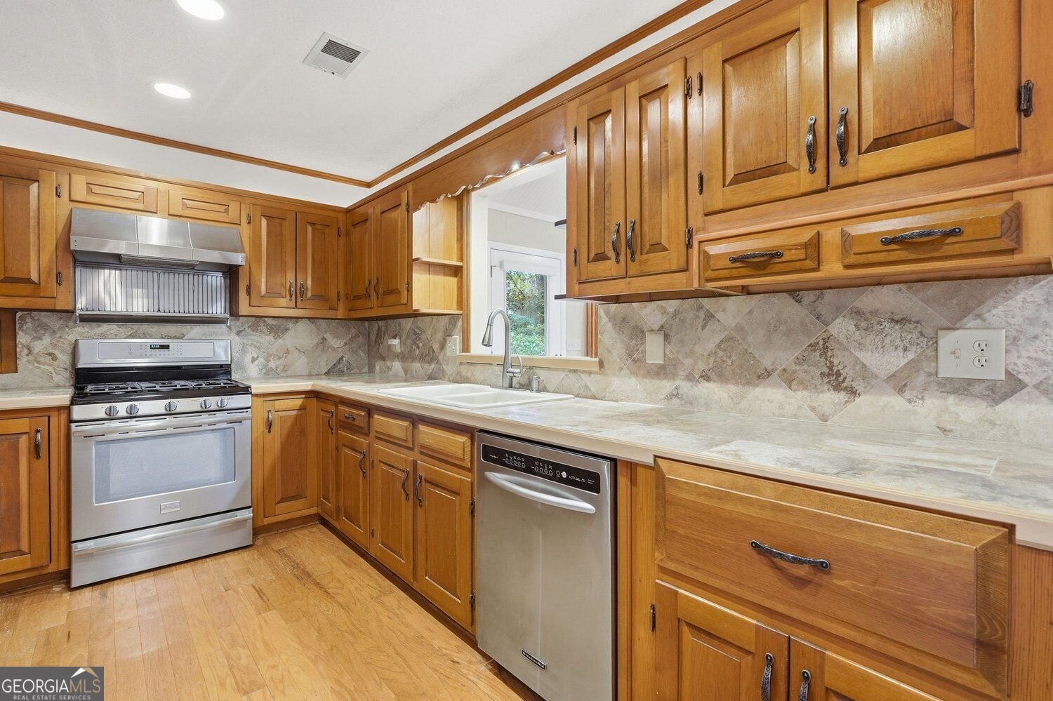 1726 Point Circle Marietta - Photo 13