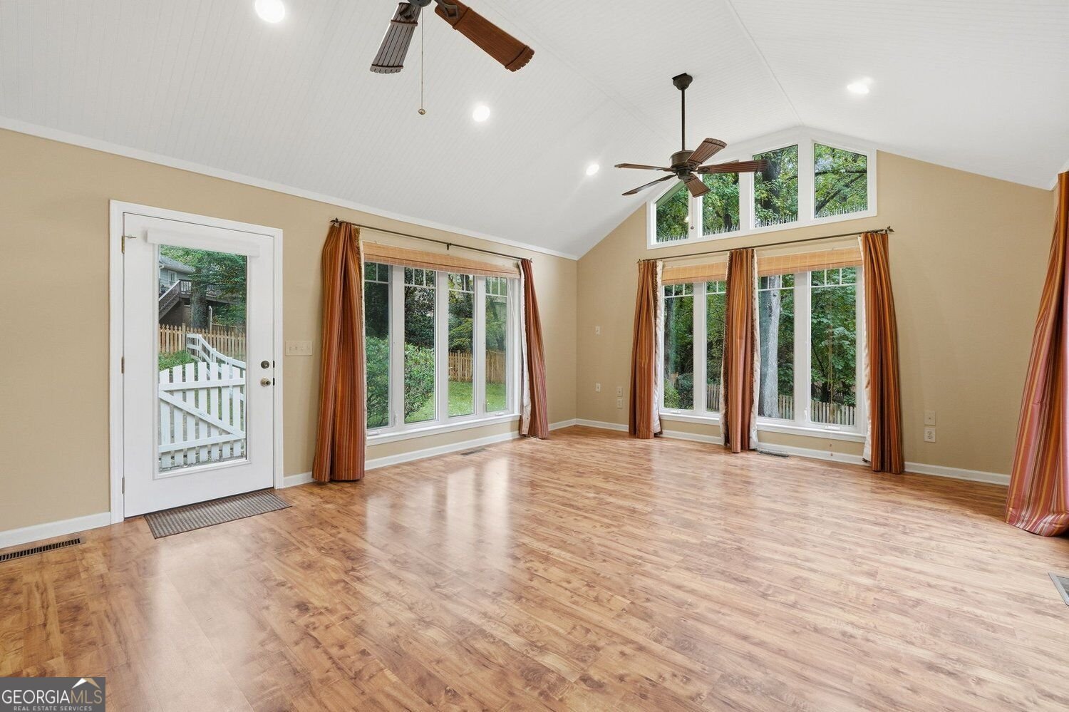 1726 Point Circle Marietta - Photo 15