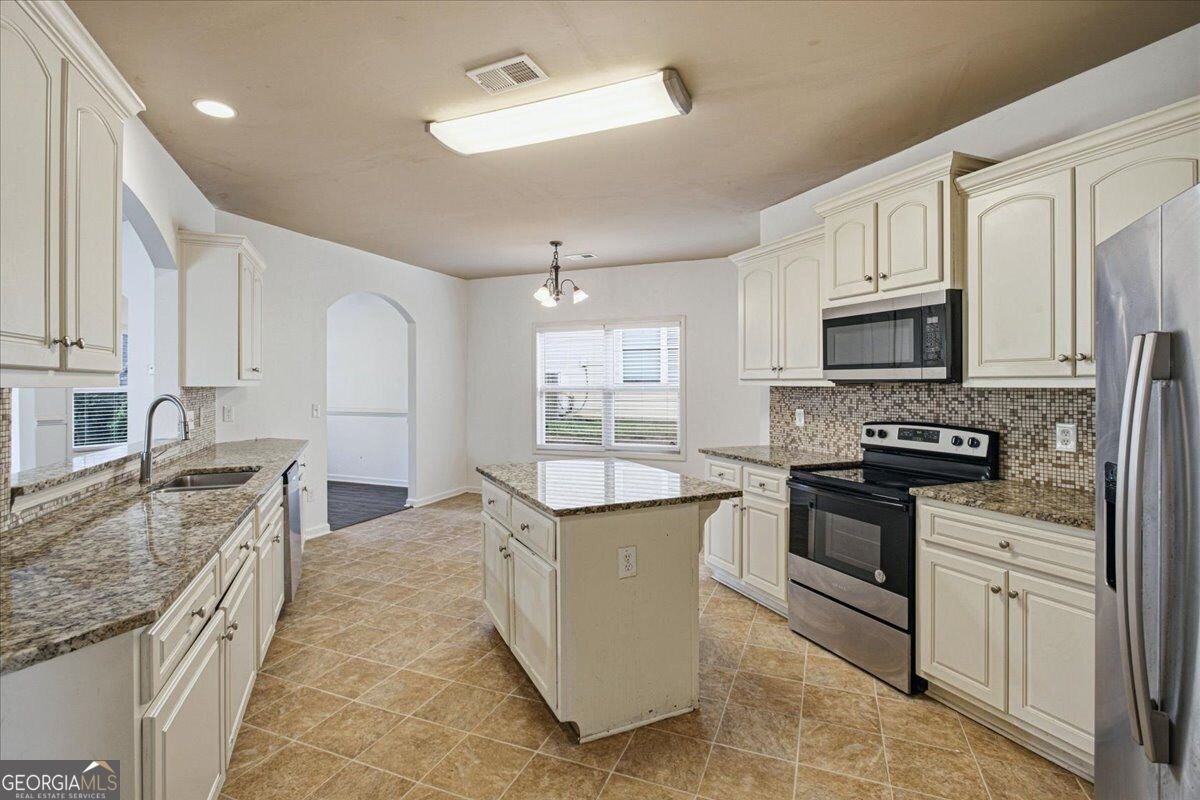 578 Hardy Water Drive Lawrenceville - Photo 6