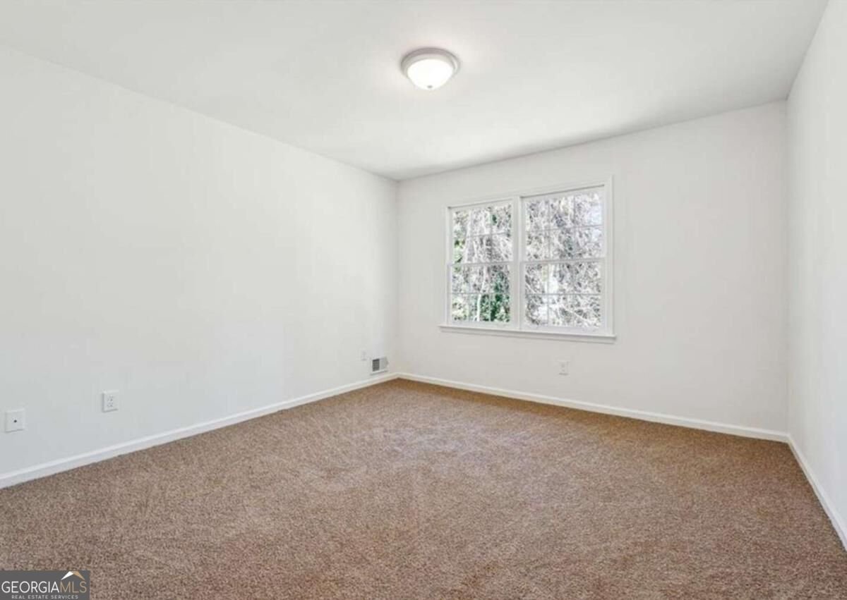 6364 Queen View Lane Stone Mountain - Photo 17