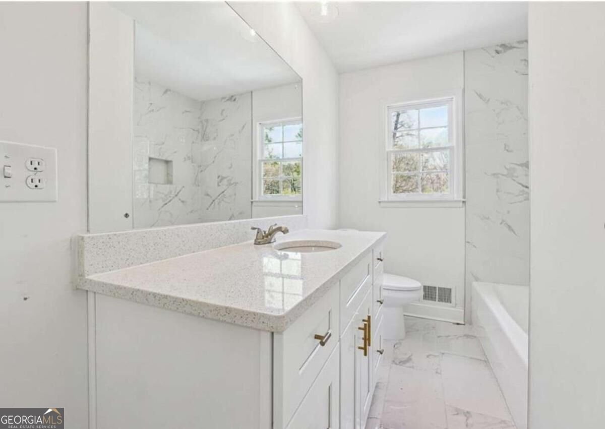 6364 Queen View Lane Stone Mountain - Photo 18
