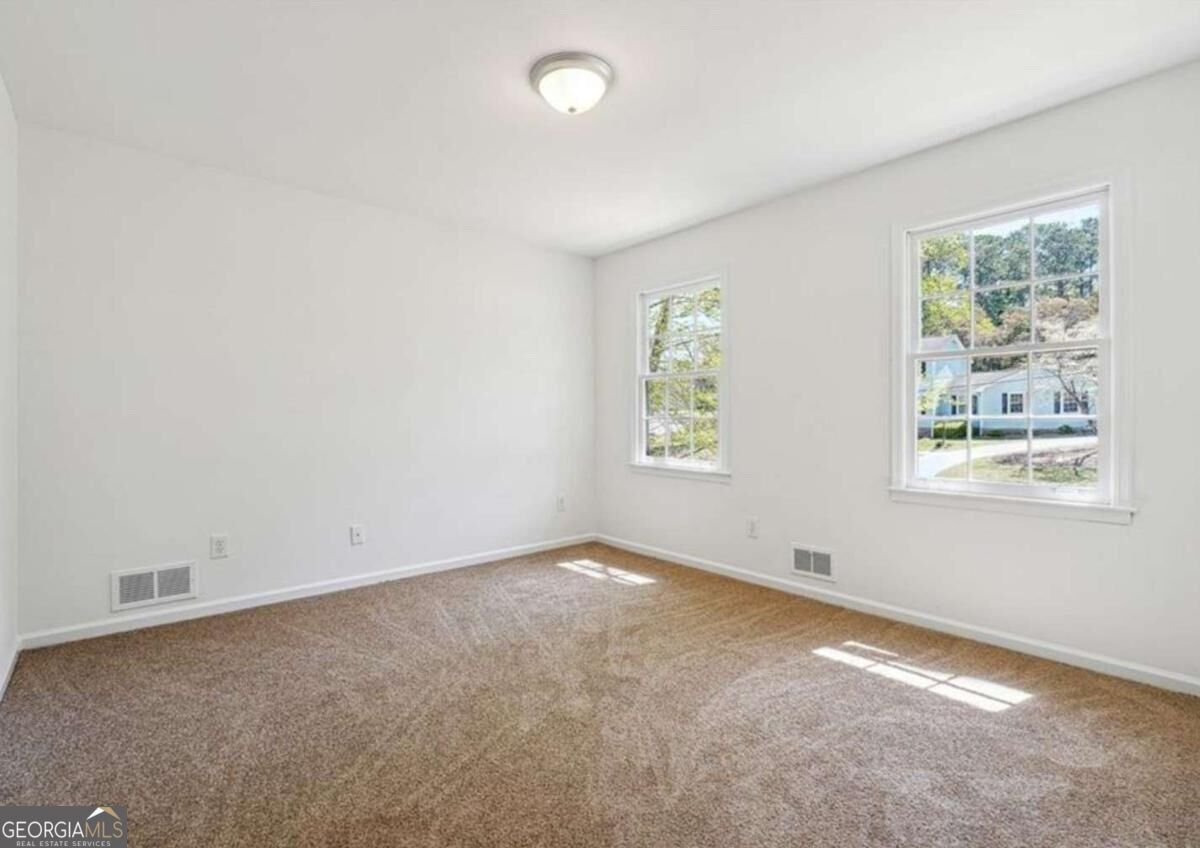 6364 Queen View Lane Stone Mountain - Photo 19