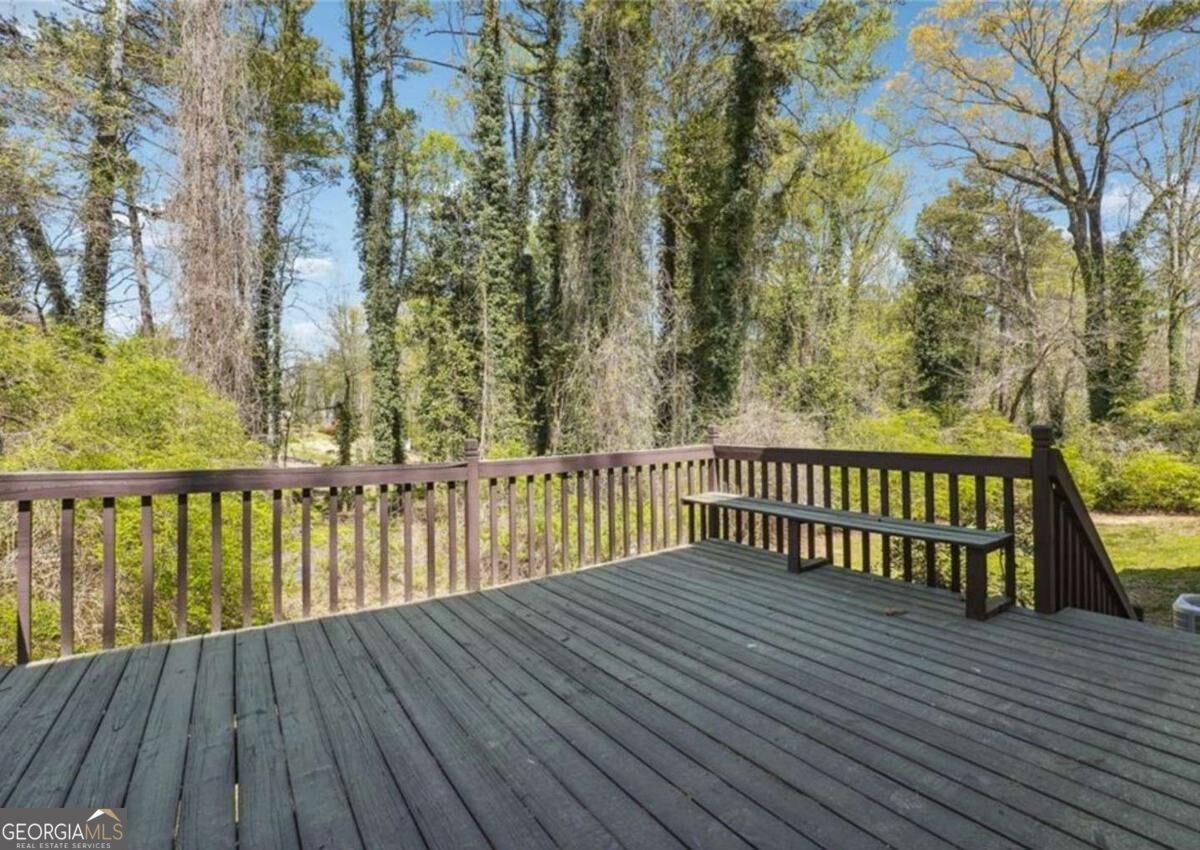6364 Queen View Lane Stone Mountain - Photo 20