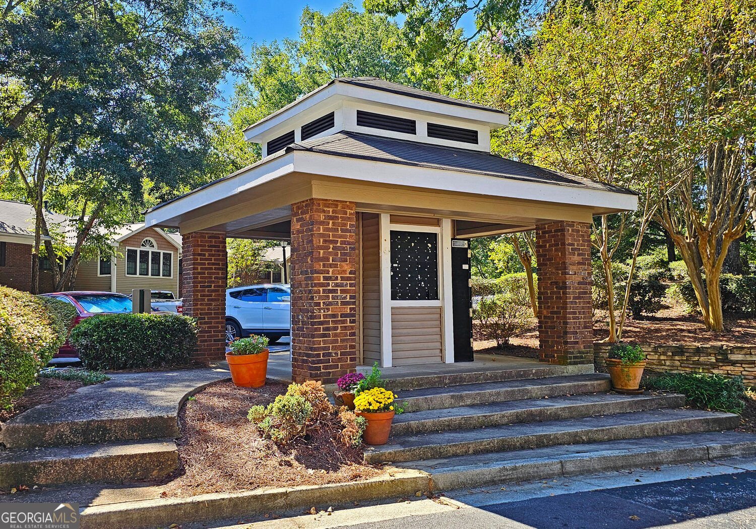 306 Barrington Hills Drive Sandy Springs - Photo 28