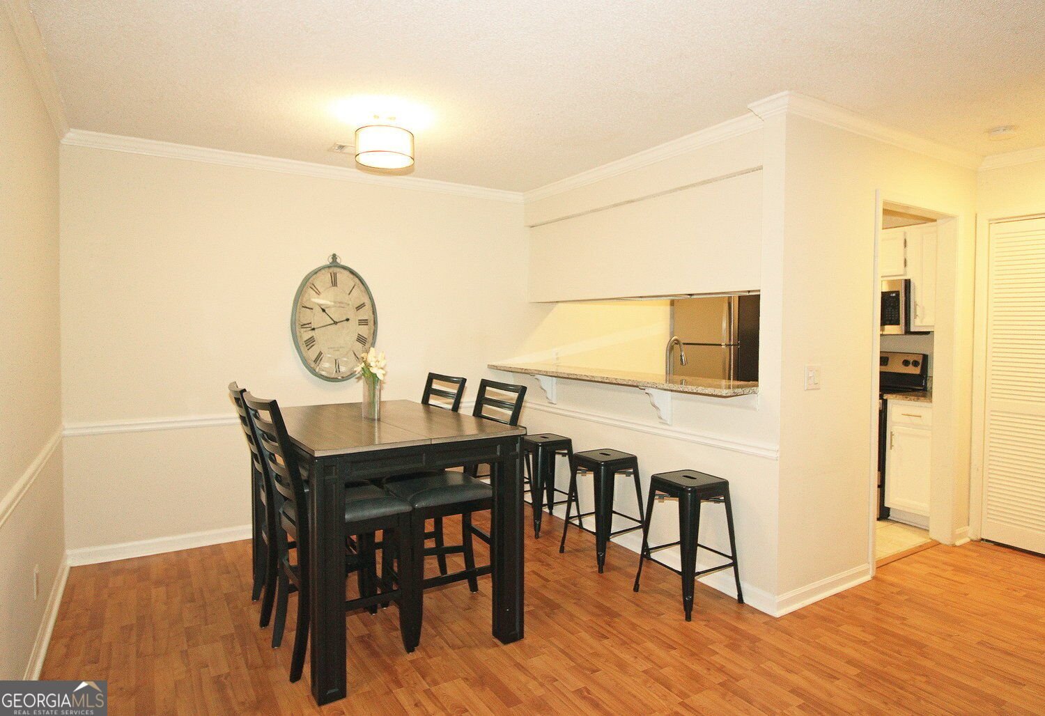 Photo 4