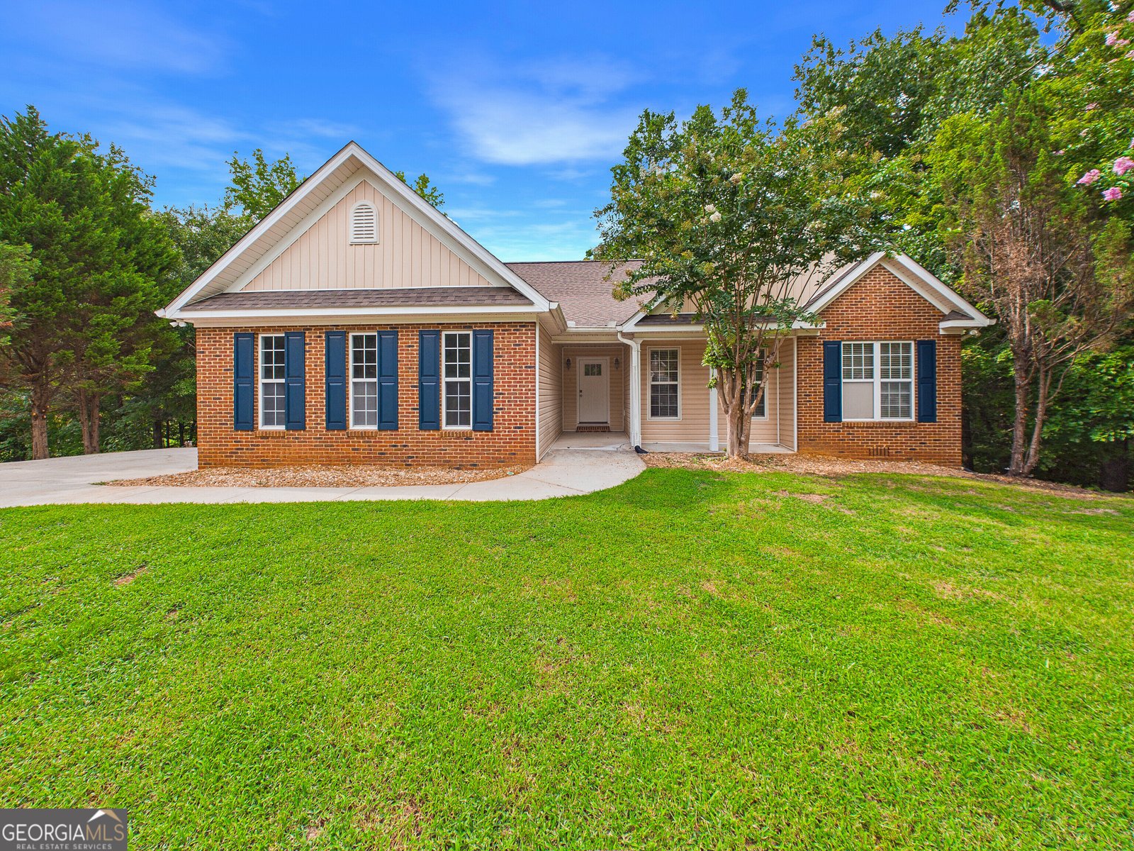 331 Wimbledon Court Macon - main photo
