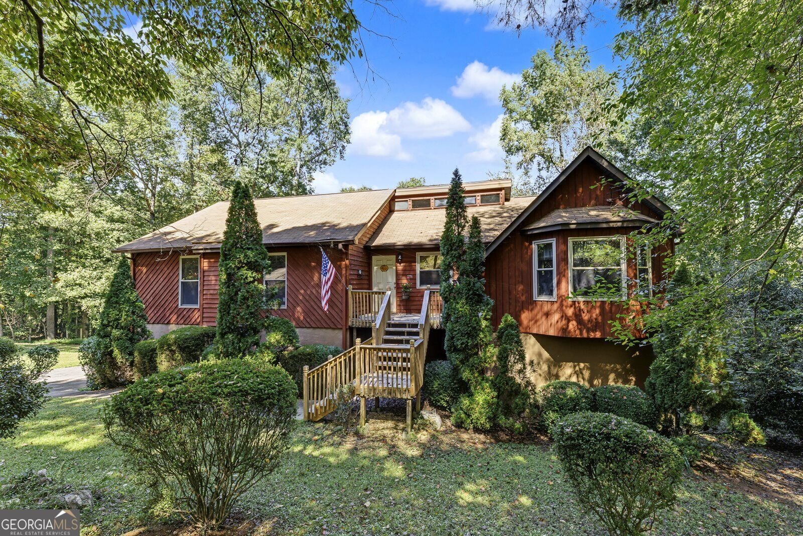 708 Cobb Trail Woodstock - main photo