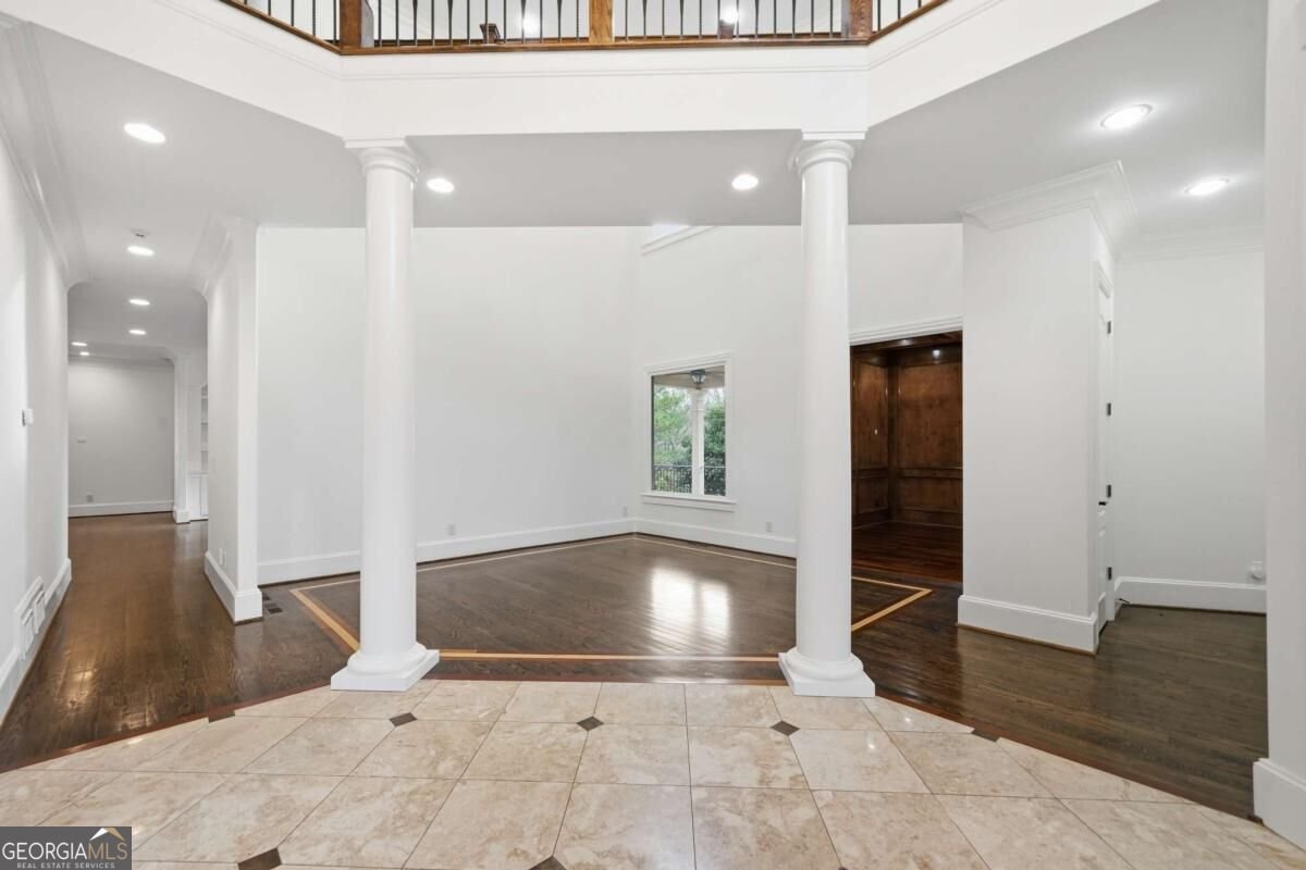 7611 Regency Circle Sandy Springs - Photo 16