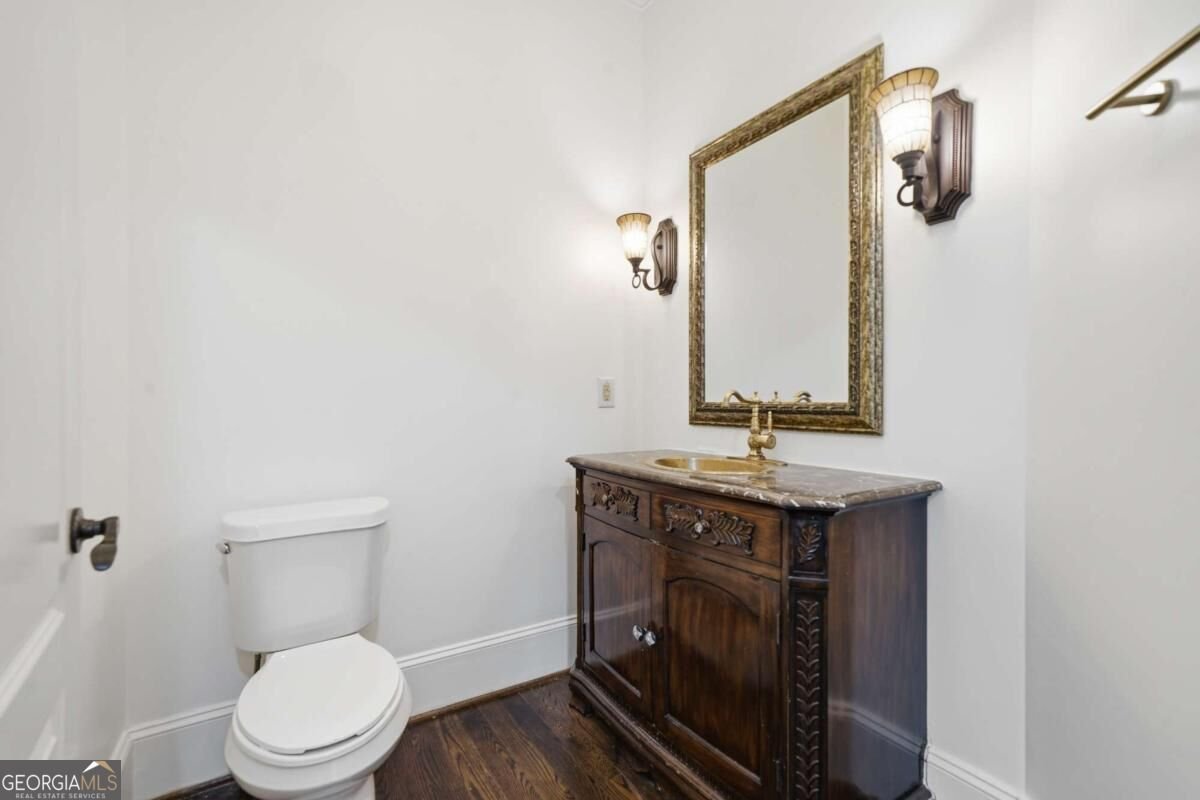 7611 Regency Circle Sandy Springs - Photo 22