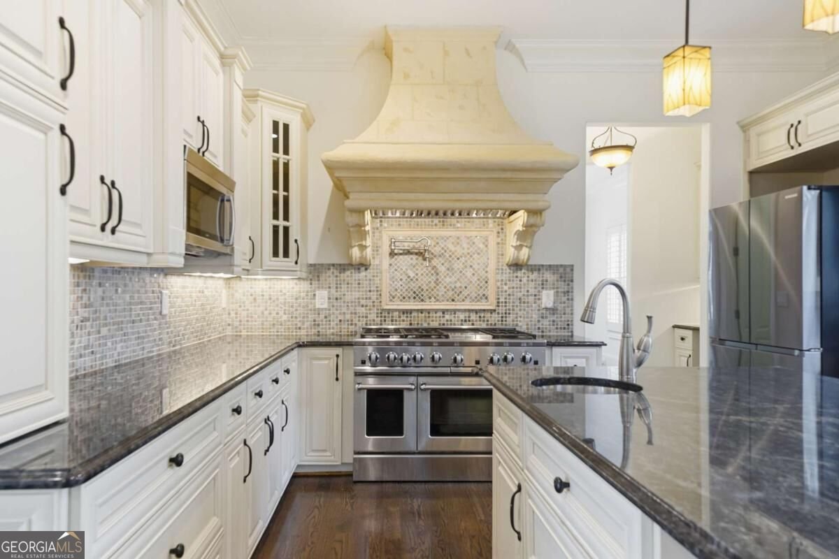 7611 Regency Circle Sandy Springs - Photo 30